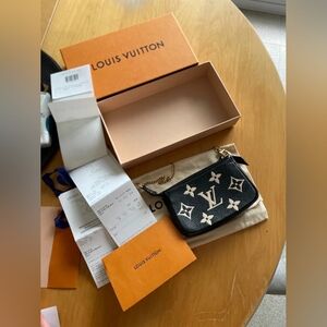 Louis Vuitton Mini Pochette Accessoires